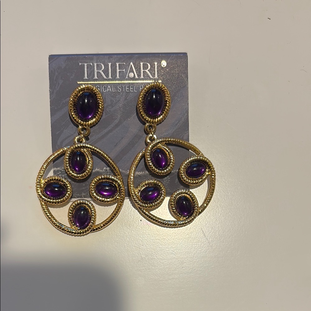 Vintage Trifari Gold and Purple Earrings
